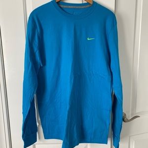 Men’s NEW Nike long sleeve size large